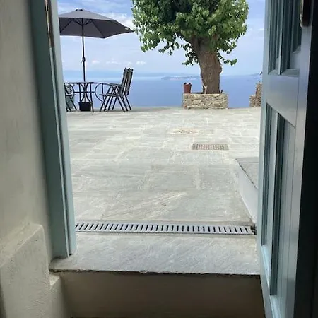 νοσταλγός-νησιώτικο σπίτι με θέα στο αιγαίο Σπίτι διακοπών Σκόπελος